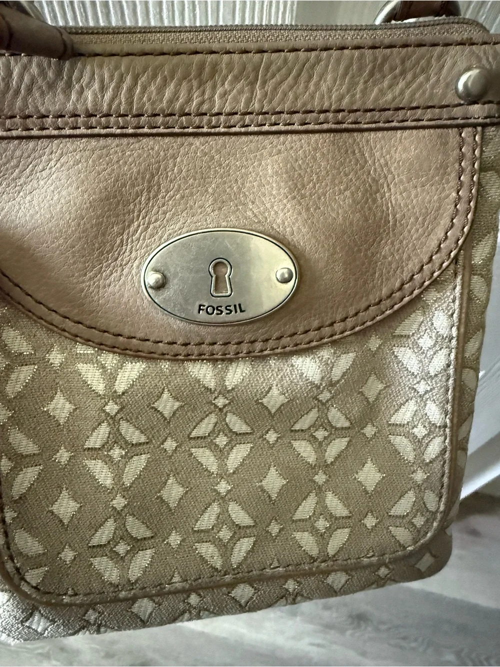 Fossil Key-Per Crossbody Purse Handbag Canvas Leather Bag Neutral Colors